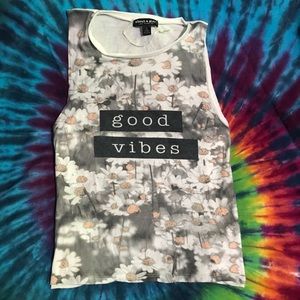 Good Vibes Top - Graphic Tee - Daisies Floral Top